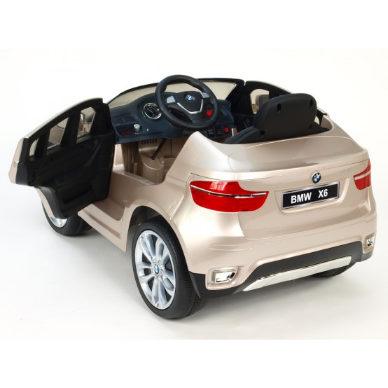 BMW X6 s 2.4G bluetooth dálkovým ovládáním a čalouněnou sedačkou, 12V, LAKOVANÉ CHAMPAGNE METALÍZOU